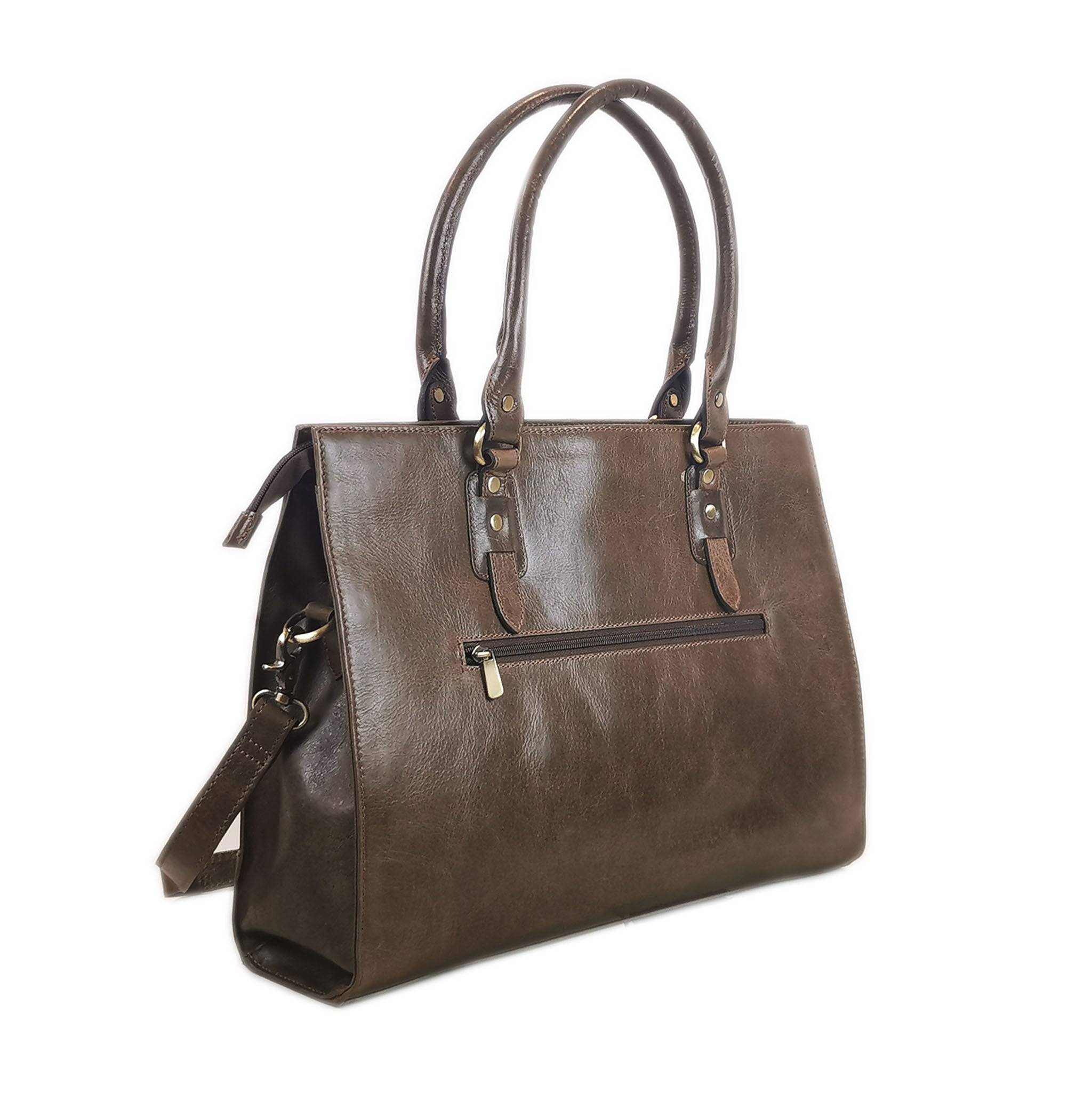The Signature 17" Bag, Oakwood